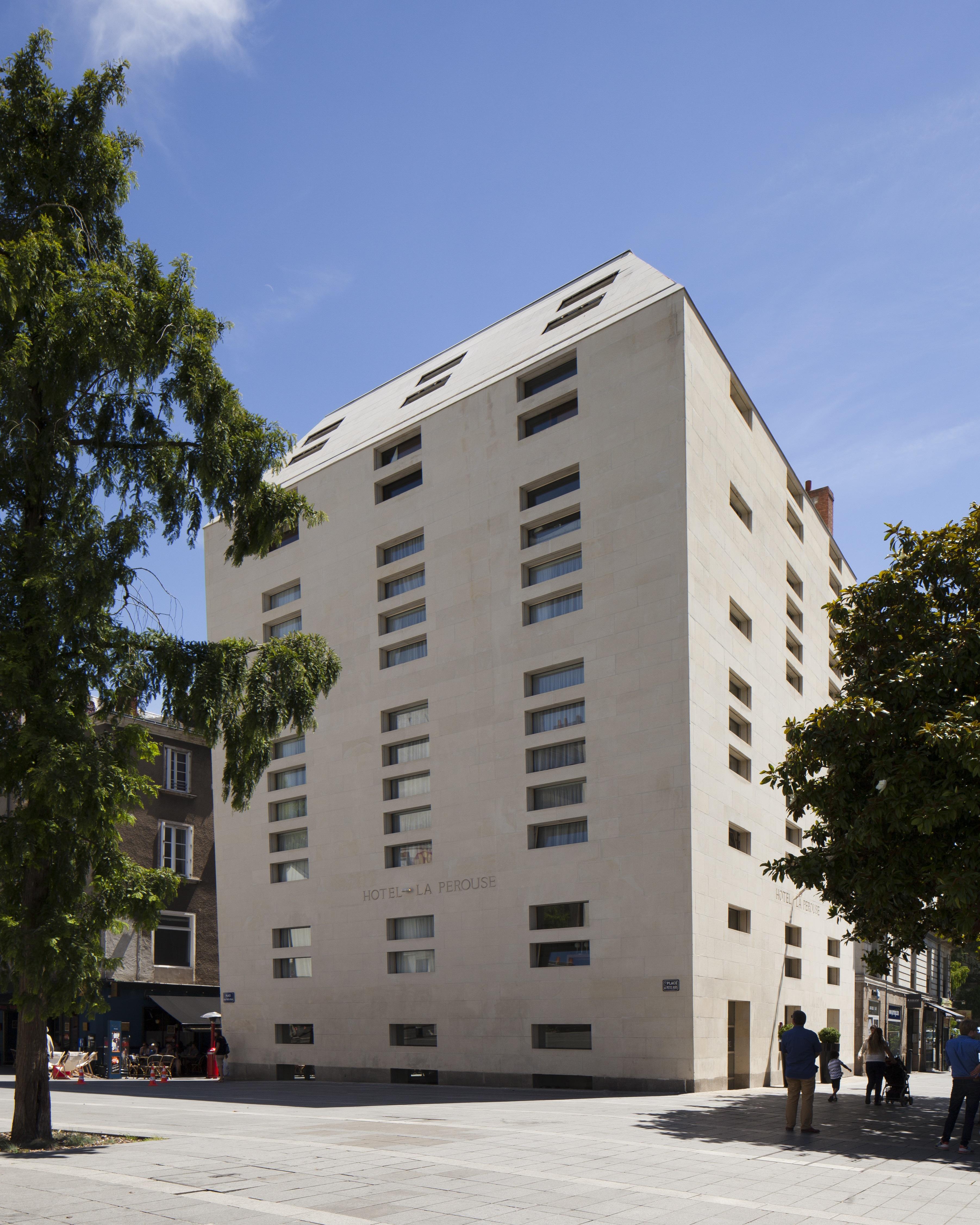 Hotel La Perouse Nantes Exterior photo