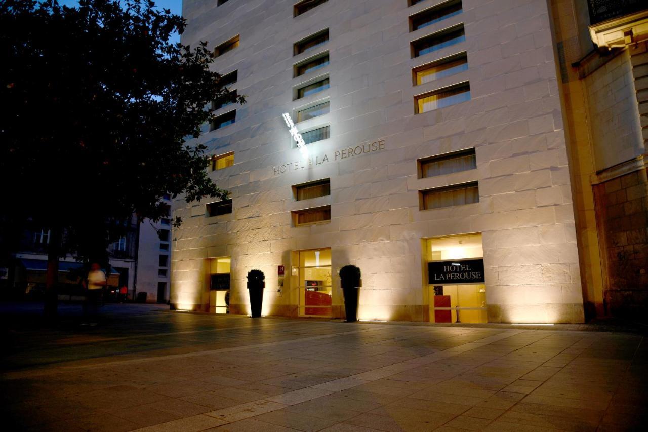 Hotel La Perouse Nantes Exterior photo